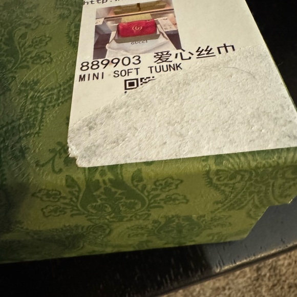 Elegant GG Red Leather Shoulder Bag - Picture 3 of 4